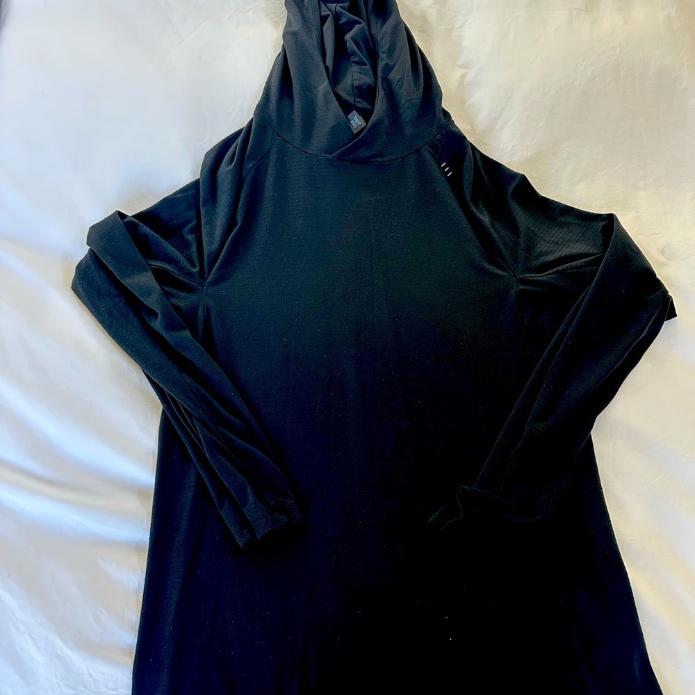 Lululemon lightweight train hoodie